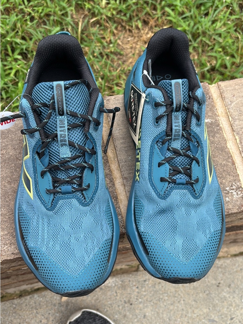 NIB Men’s New Balance Blue Running Shoes